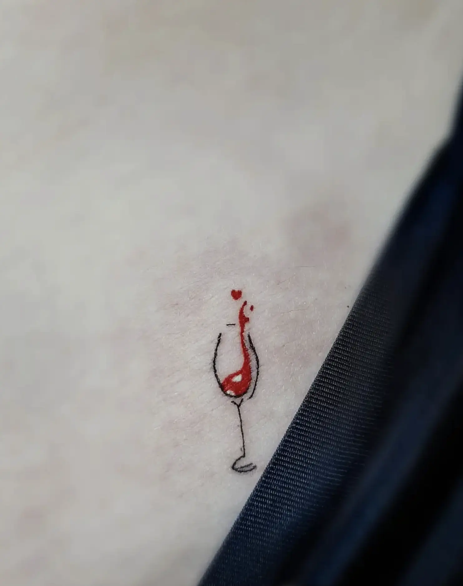 fine line tattoo hours